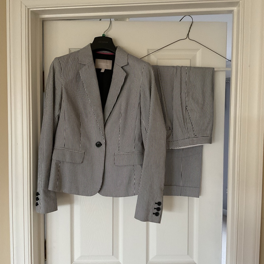 Banana Republic Suit
